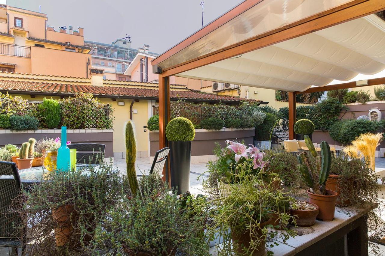Patrizia Romana Palace Bagian luar foto